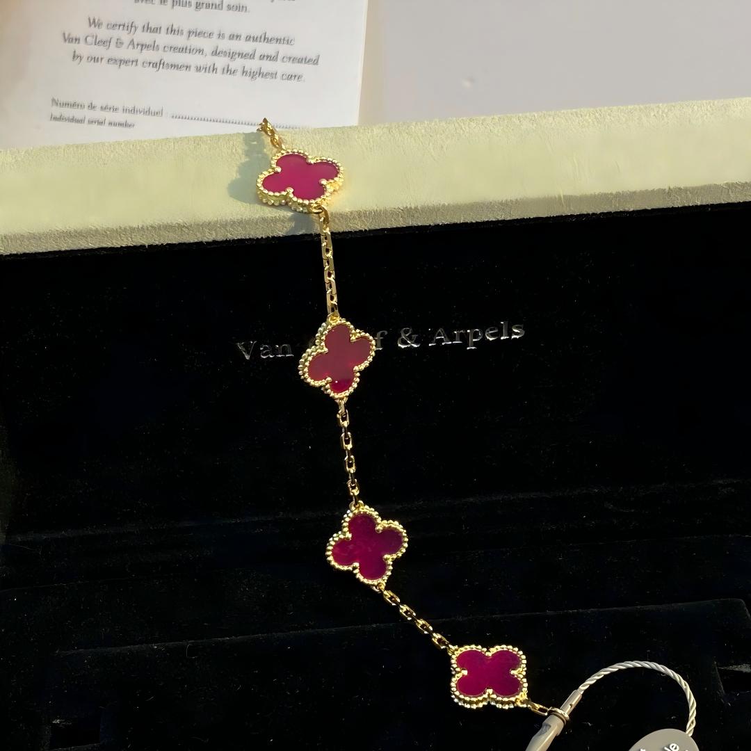 [VA]NEW CLOVER 5 MOTIFS PINK ENAMEL BRACELET