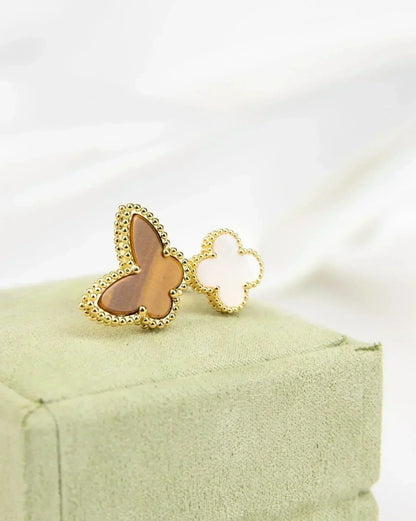[VA]LUCKY BETWEEN THE FINGER RING