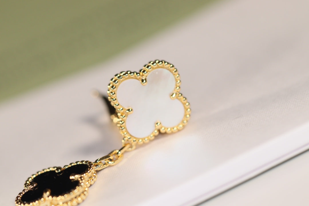 [VA]CLOVER-OHRRINGE GOLD ONYX PERLMUTT 3 MOTIVE
