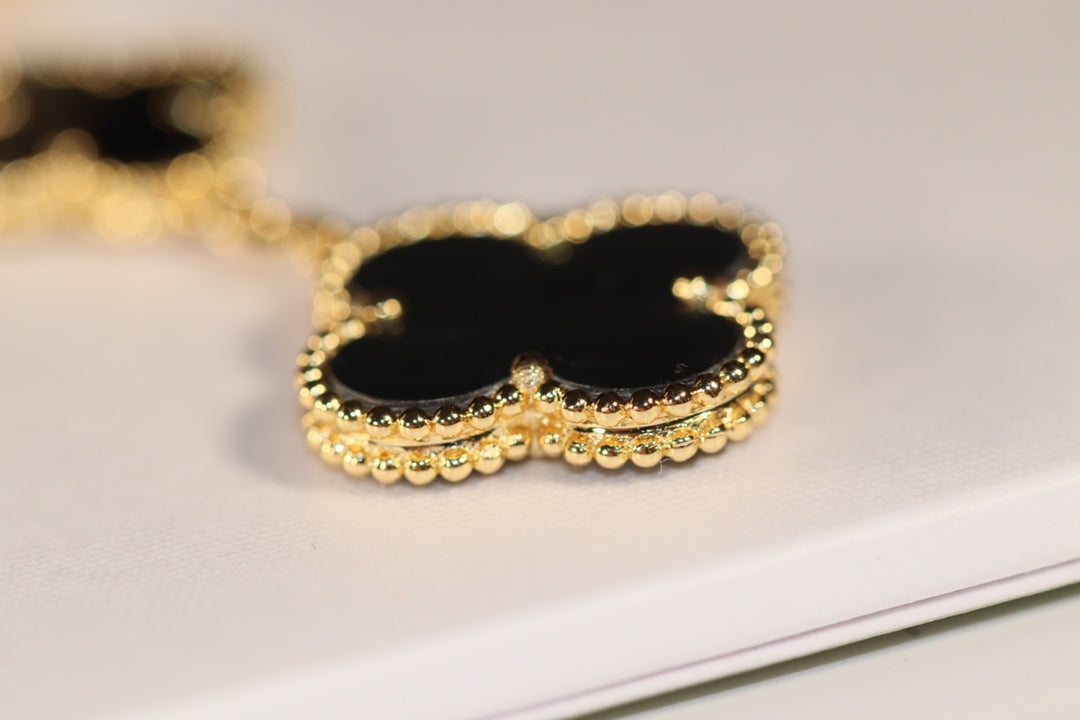 [VA]CLOVER-OHRRINGE GOLD ONYX PERLMUTT 3 MOTIVE