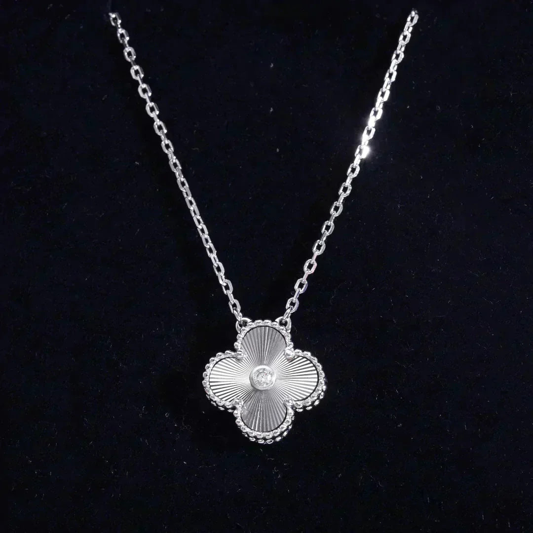 [VA]CLOVER 15MM DIAMANT LASER-HALSKETTE SILBER