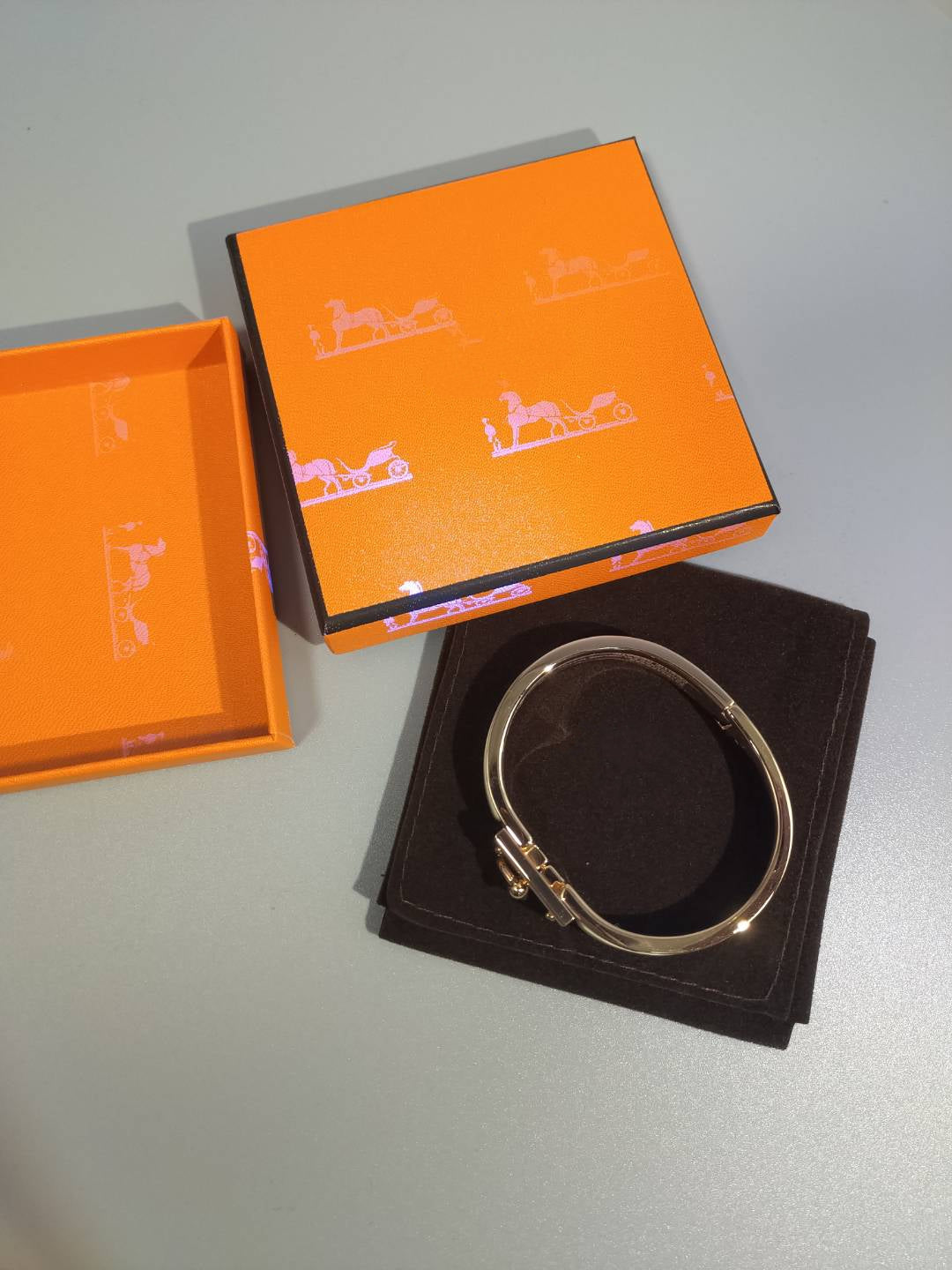 [VA]H ARMBAND PERU 12MM