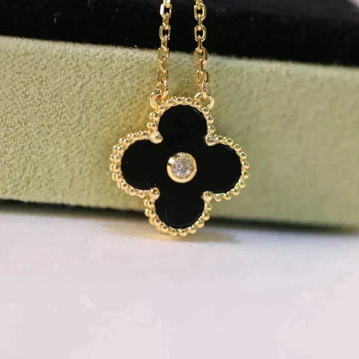 [VA]CLOVER 15MM DIAMOND ONYX HALSKETTE