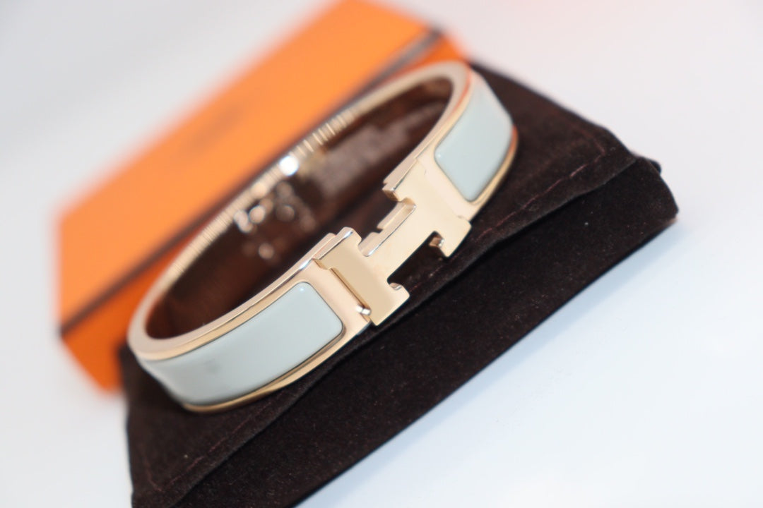 [VA]H HELLBLAUES ARMBAND