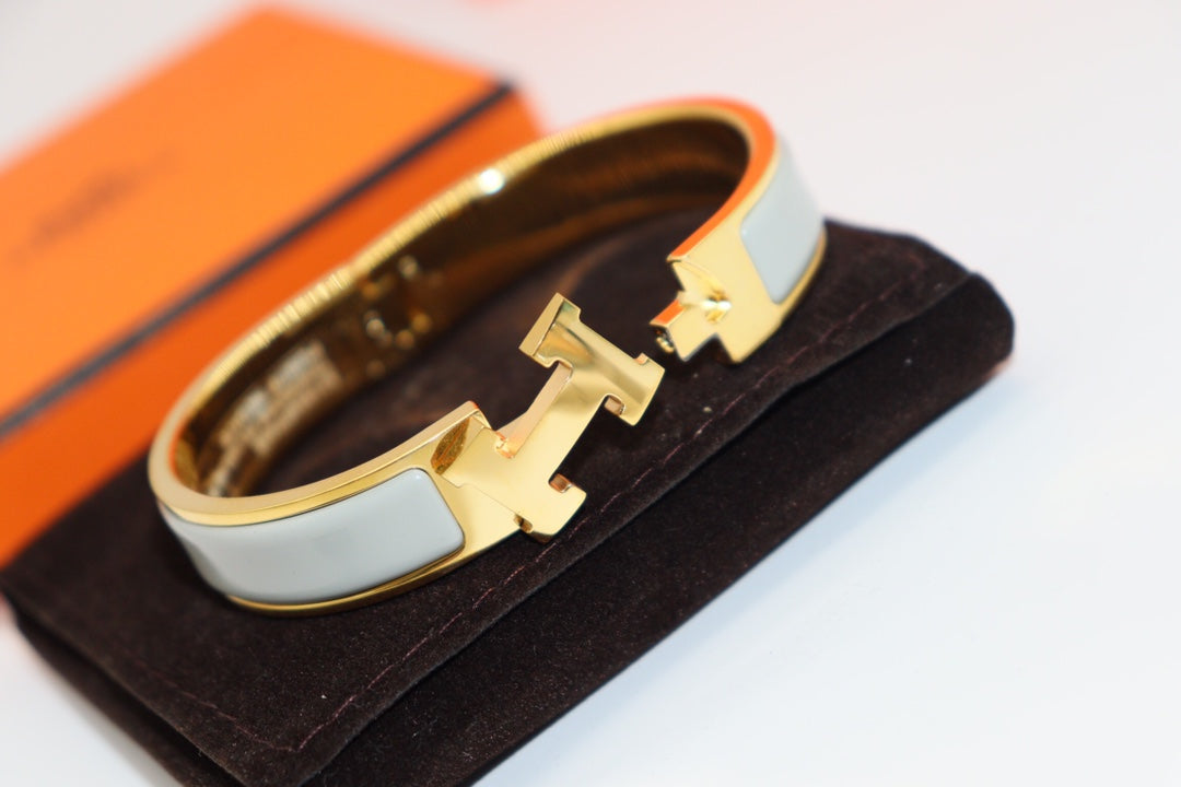 [VA]H HELLBLAUES ARMBAND