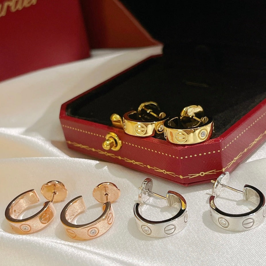 [VA]LOVEピアス 5.7MM 2ダイヤモンド