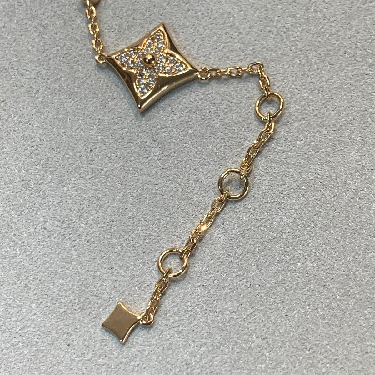 [VA]STAR AND SUN 4 MOTIFS GOLD DIAMONDS BRACELET