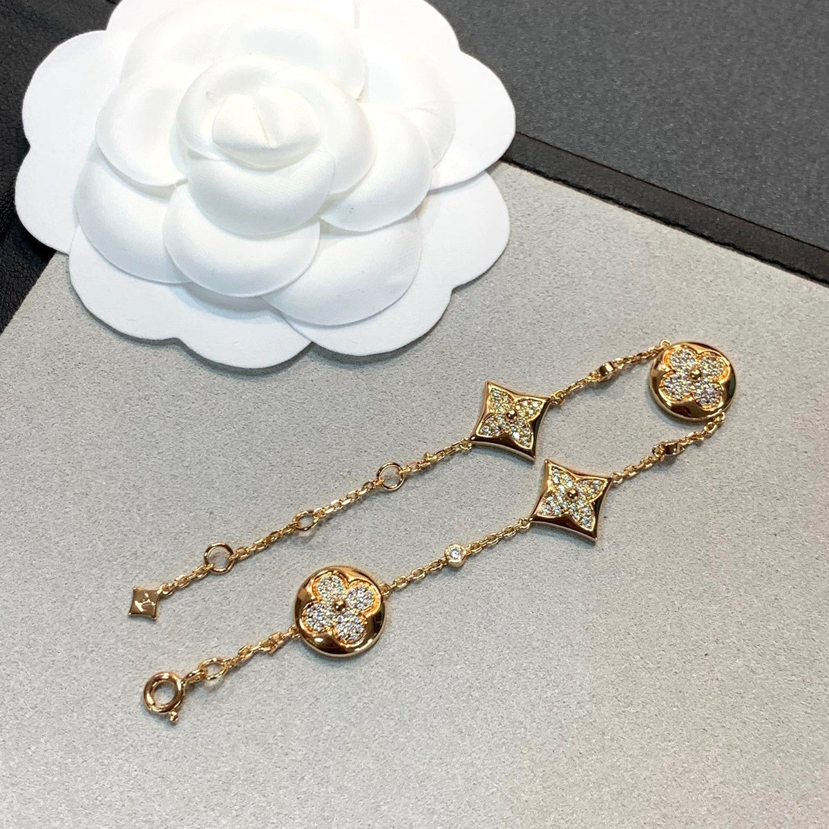 [VA]STAR AND SUN 4 MOTIFS GOLD DIAMONDS BRACELET
