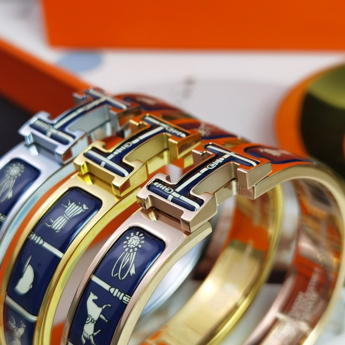 [VA]H COUVERTURES DUNKELBLAUES ARMBAND