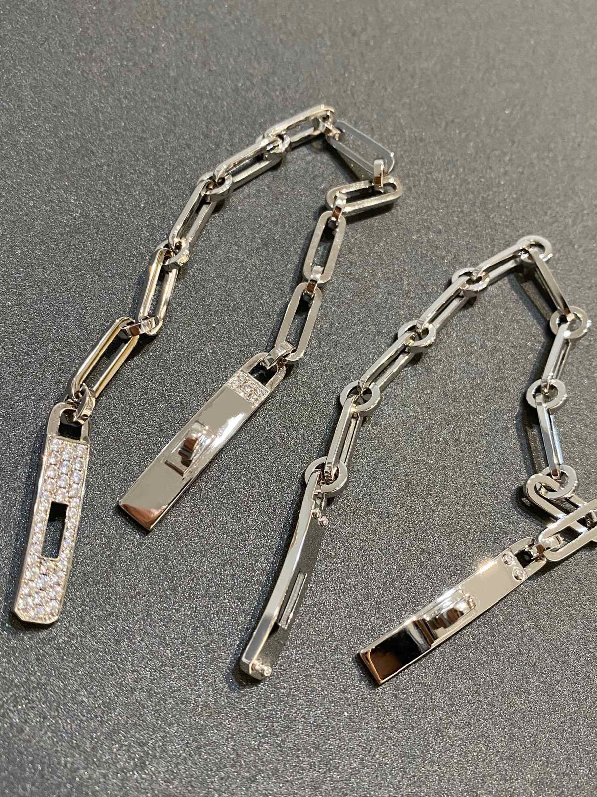 [VA]ARMBANDKETTE KLEINES MODELL DIAMANT