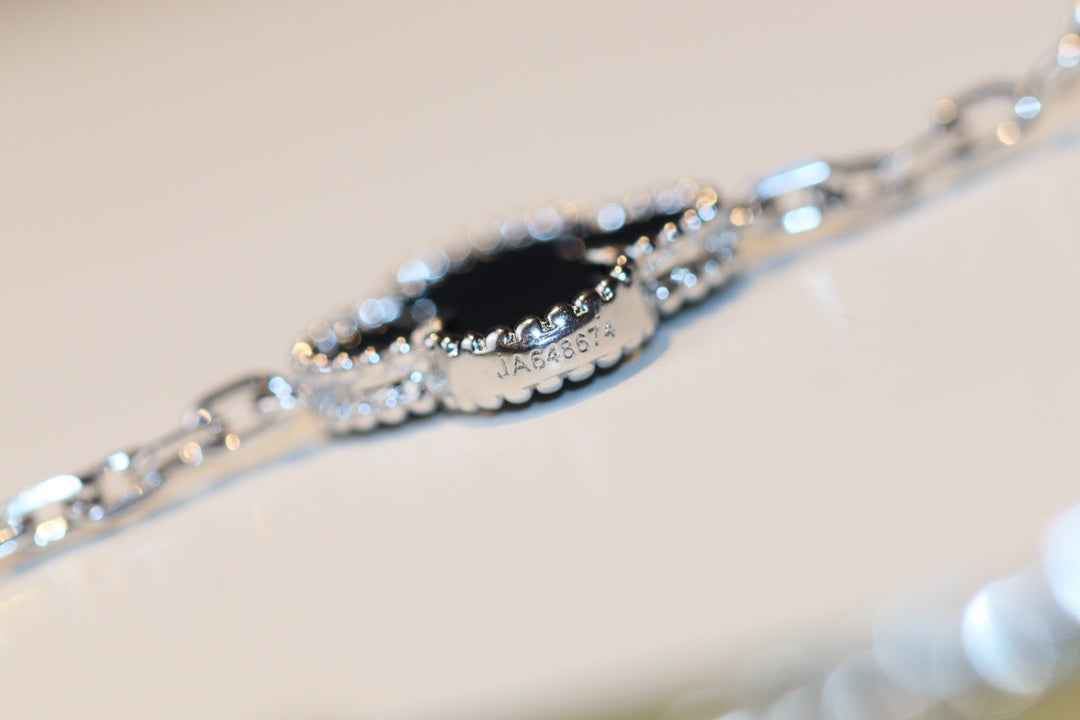 [VA]CLOVER 20 MOTIVE ONYX DIAMANT SILBER