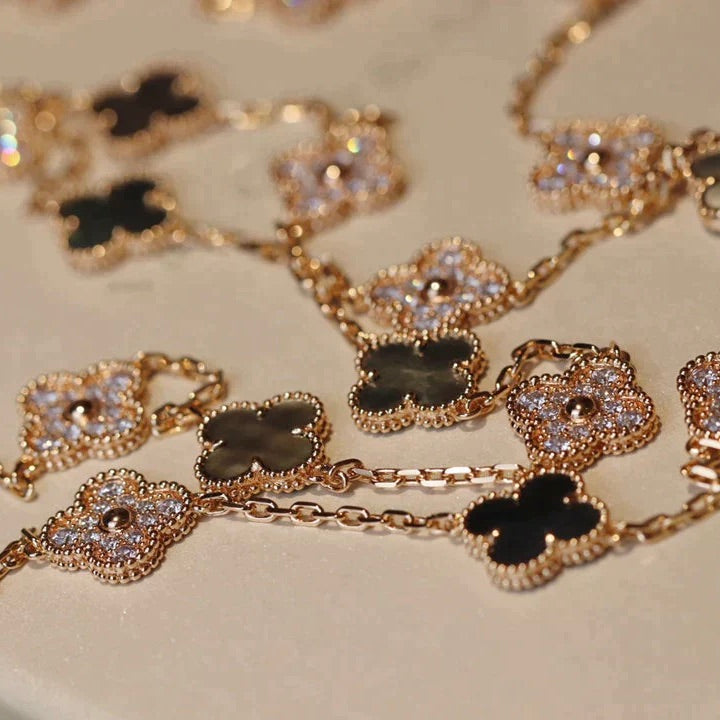 [VA]CLOVER 20 MOTIVE DUNKLER PERLMUTT DIAMANT-HALSKETTE
