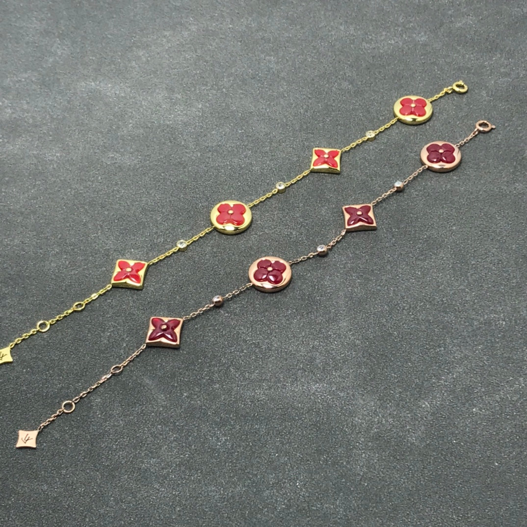 [VA]STAR AND SUN CARNELIAN 4 MOTIFS 3 DIAMONDS