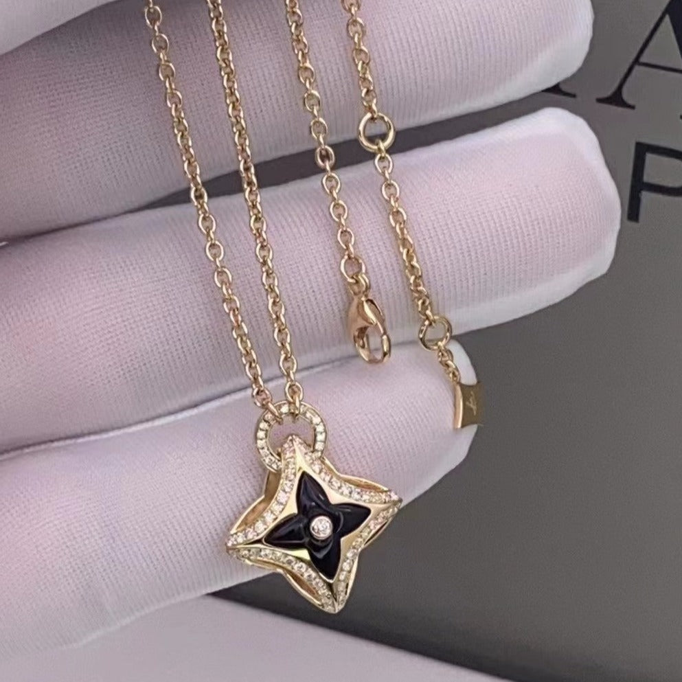 [VA]STAR PEDANT HALSKETTE AUS ROSÉGOLD MIT DIAMANTEN