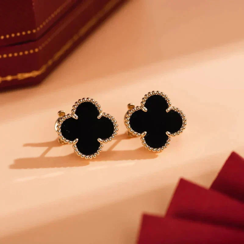[VA]CLOVER MEDIUM 1 MOTIV ONYX OHRSTECKER