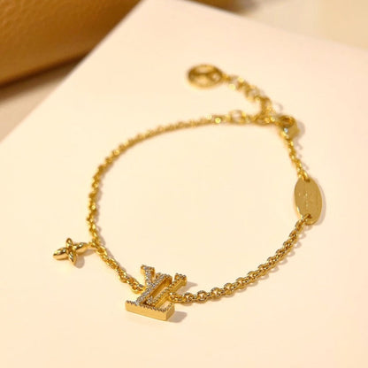 [VA]LOGO STAR MOTIF GOLD BRACELET