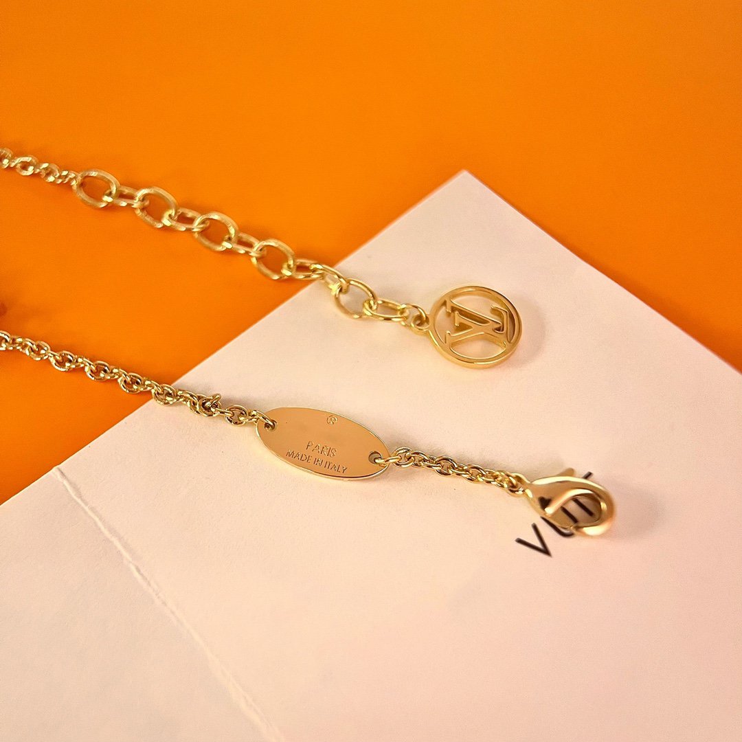 [VA]LOGO STAR MOTIF GOLD BRACELET