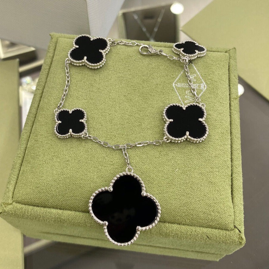 [VA]CLOVER ARMBAND MIT 5 MOTIVEN SILBER ONYX