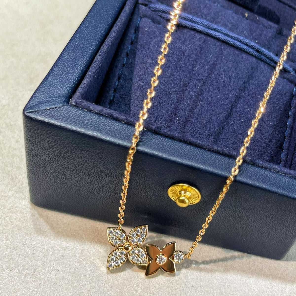 [VA]STAR BLOSSOM HALSKETTE ROSÉGOLD DIAMANTEN