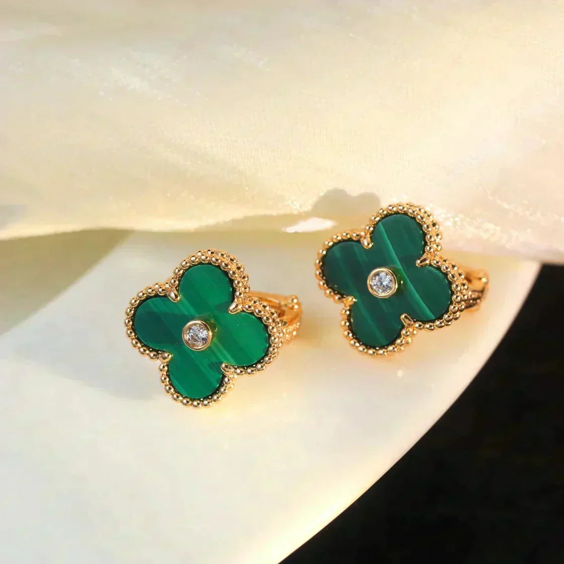 [VA]CLOVER MEDIUM 1 MOTIV MALACHIT DIAMANT OHRRINGE