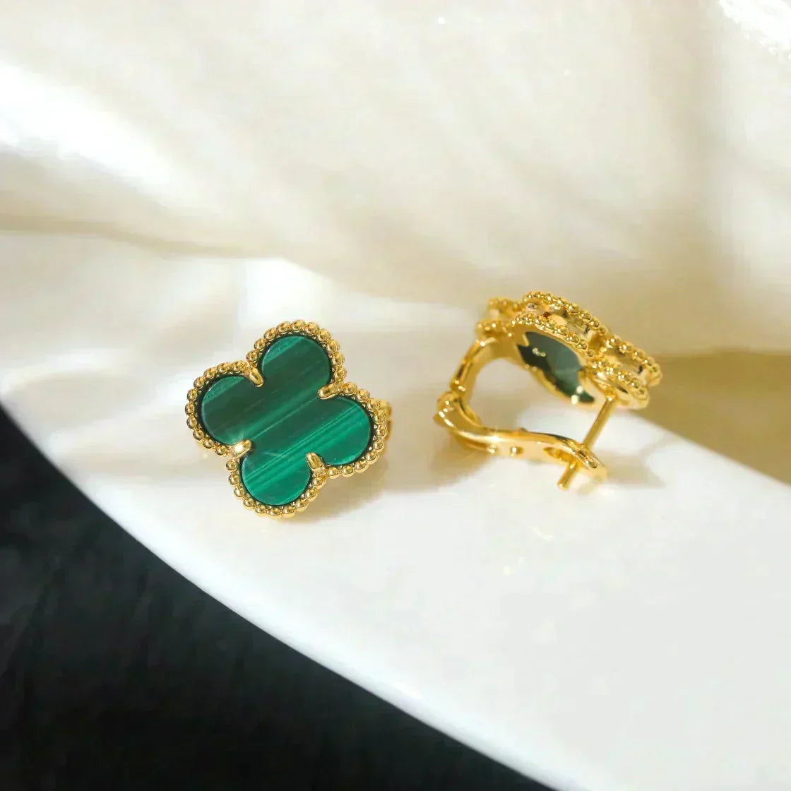 [VA]CLOVER MEDIUM 1 MOTIF OHRRINGE MALACHIT