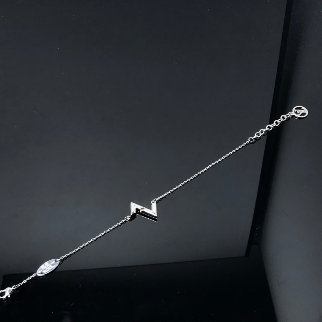 [VA]VOLT LV LOGO BRACELET