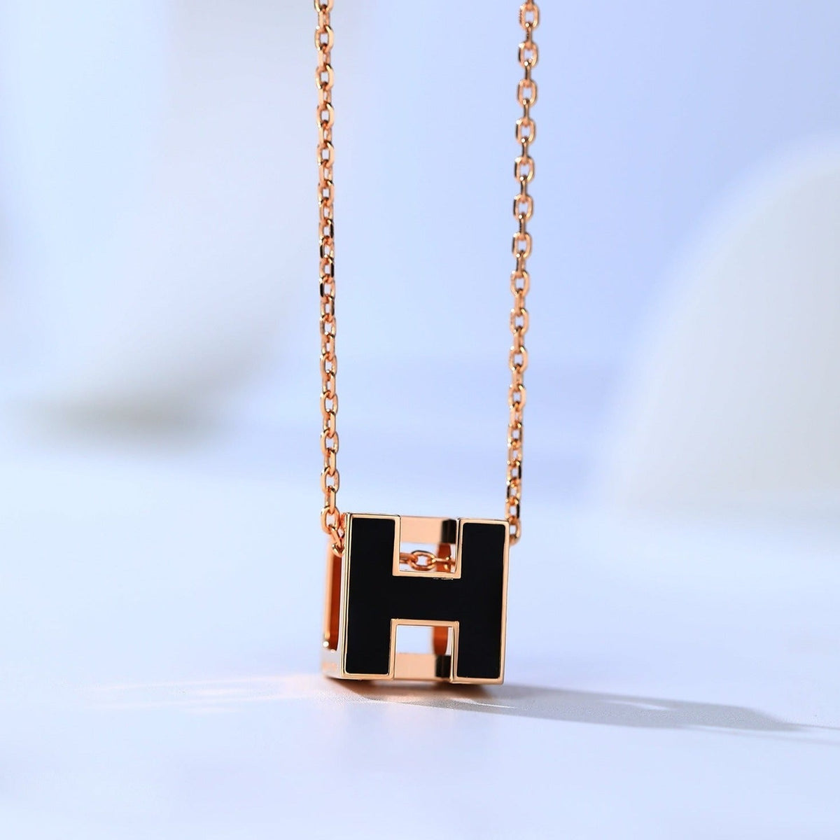 [VA]H CAGE HALSKETTE ROSÉGOLD