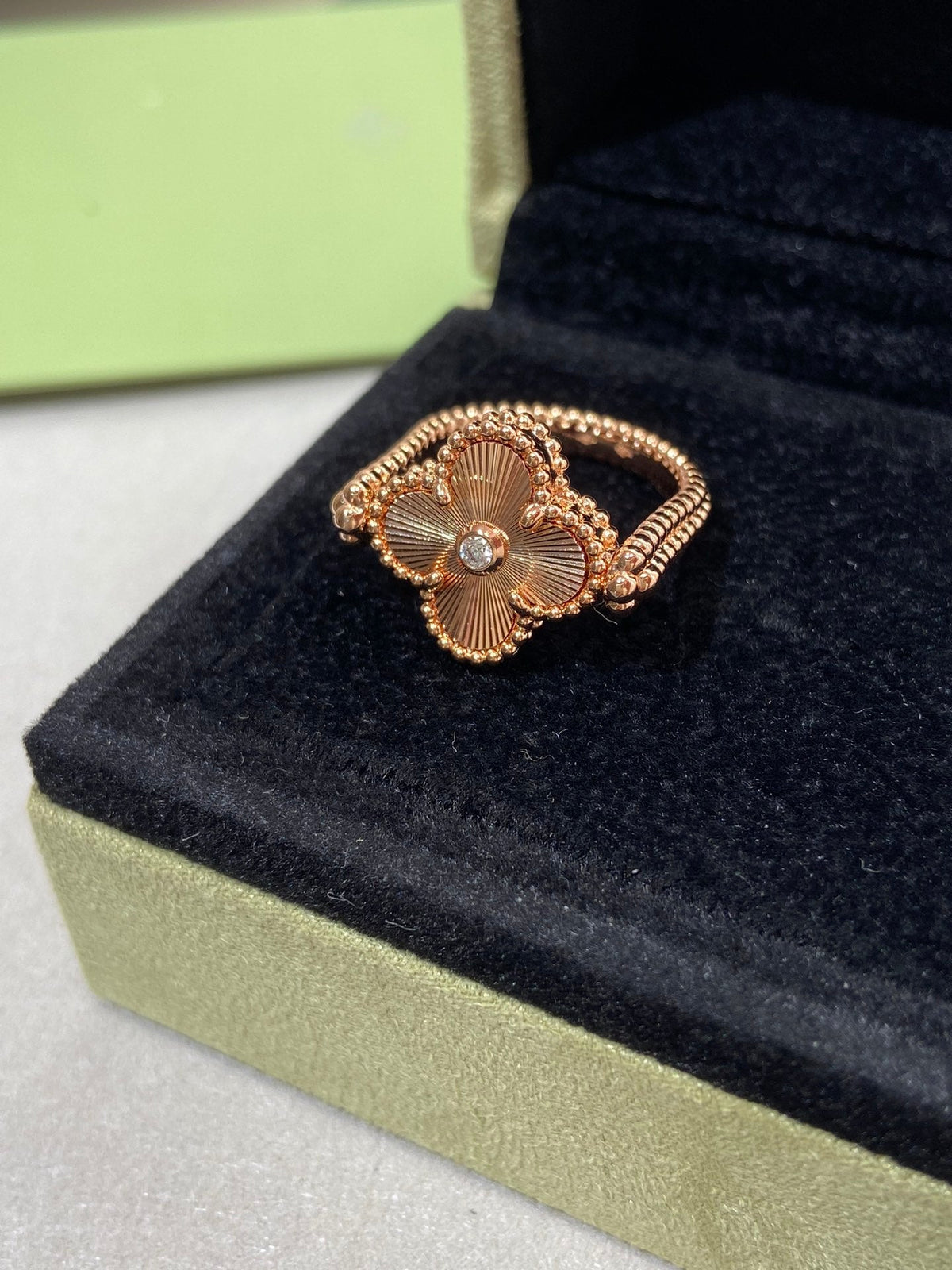 [VA]CLOVER WENDE-RING IN ROSÉGOLD