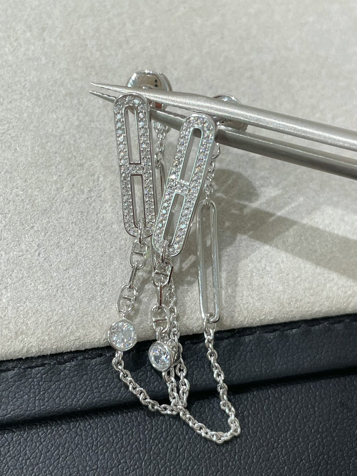 [VA]CHAINE CHAOS DIAMOND DROP EARRINGS