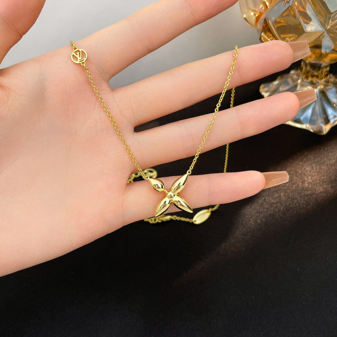 [VA]LOUISETTE GOLDKETTE