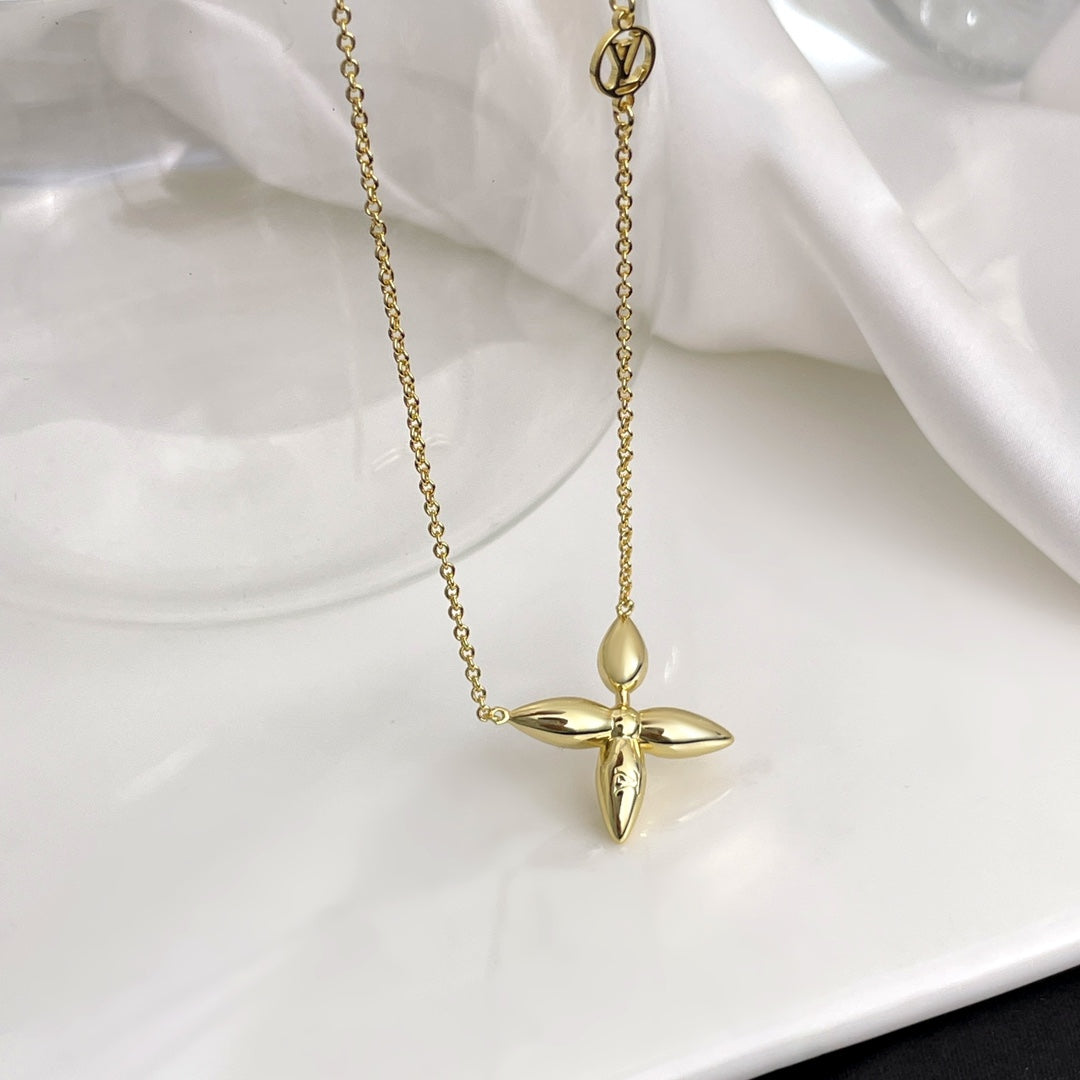 [VA]LOUISETTE GOLDKETTE