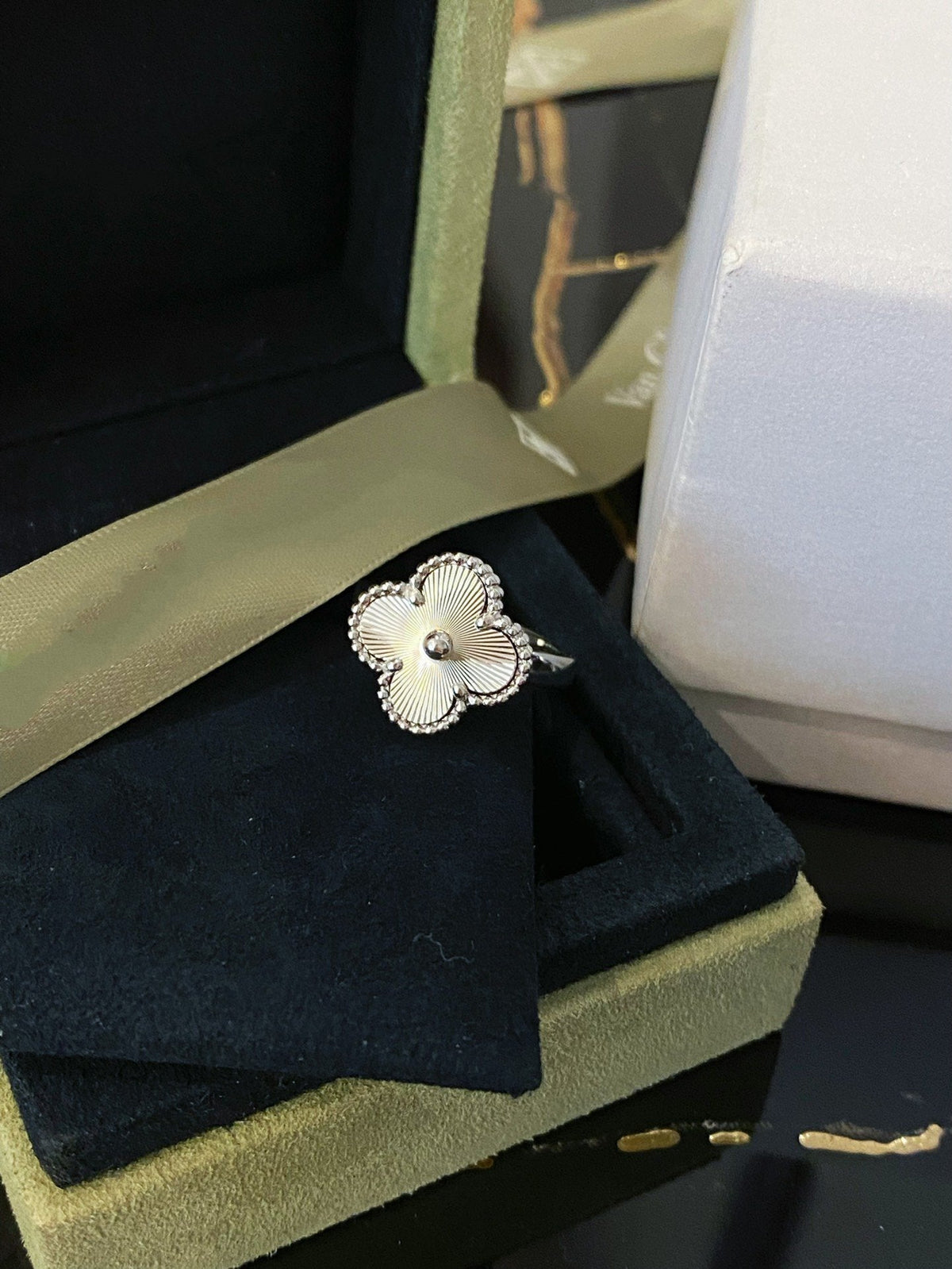 [VA]CLOVER SILVER RING