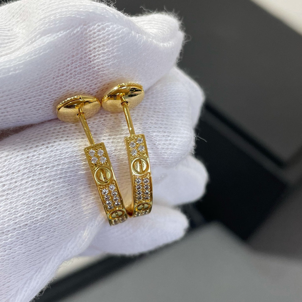 [VA]GOLDENE CREOLEN MIT DIAMANTEN