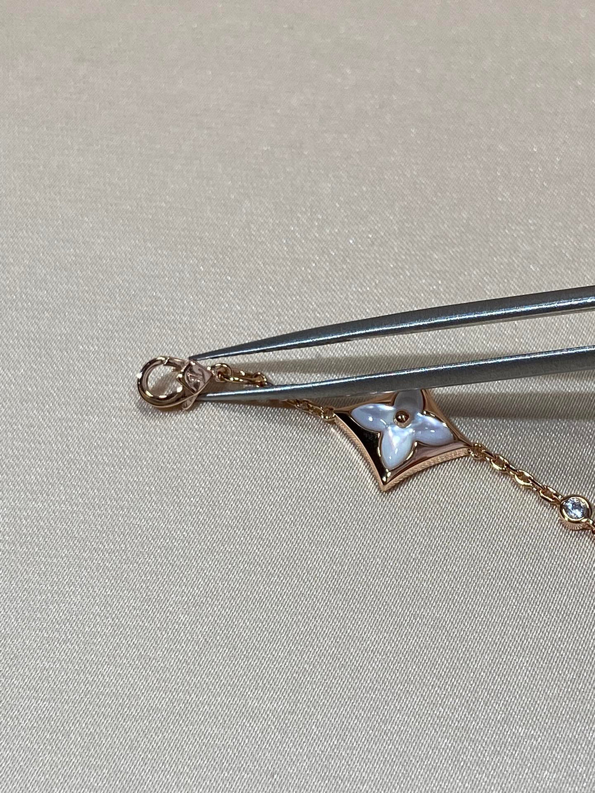 [VA]STAR 4 MOTIF MOP DIAMOND PINK GOLD BRACELET