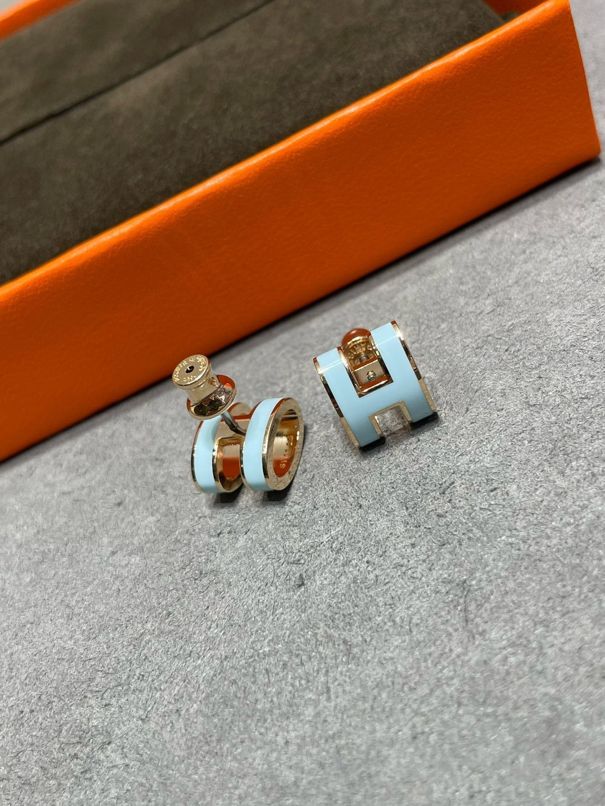 [VA]POP H スカイブルー スタッドピアス