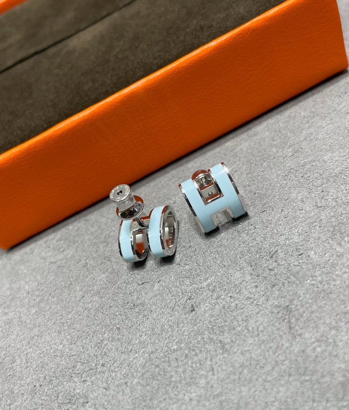 [VA]POP H スカイブルー スタッドピアス