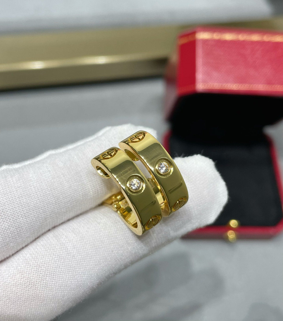 [VA]LOVE 5.5MM 1ポイントダイヤモンドピアス