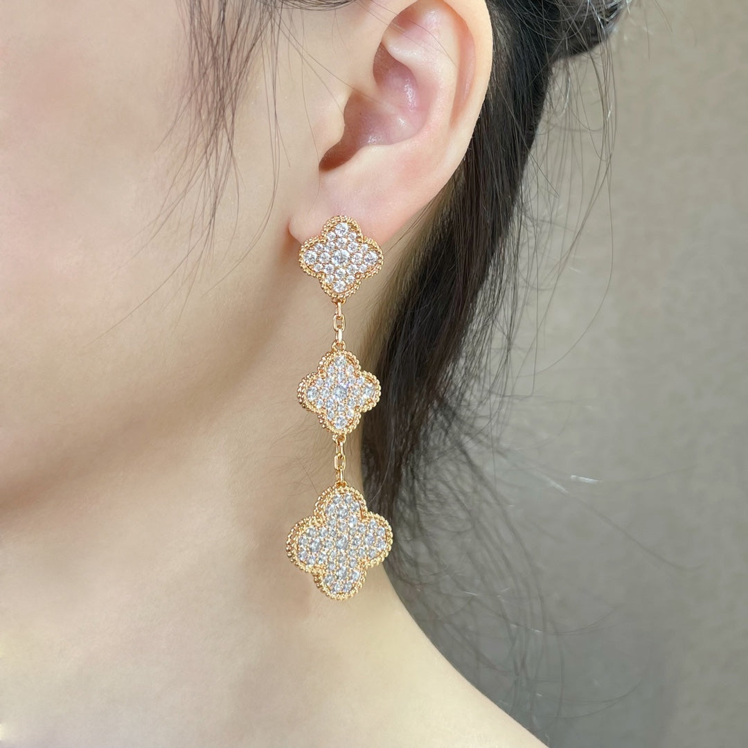 [VA]CLOVER 3 MOTIVE DIAMANT-PAVÉ OHRRINGE IN ROSÉGOLD