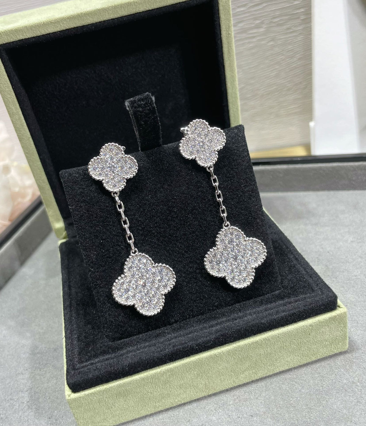 [VA]CLOVER 2 MOTIVE DIAMANT-PAVÉ-SILBEROHRRINGE