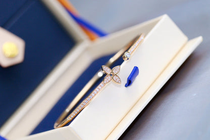 [VA]IDYLLE PINK GOLD OPEN BRACELET DIAMOND PAVED