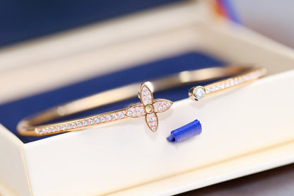 [VA]IDYLLE PINK GOLD OPEN BRACELET DIAMOND PAVED
