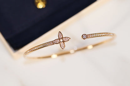 [VA]IDYLLE GOLD OPEN BRACELET DIAMOND PAVED