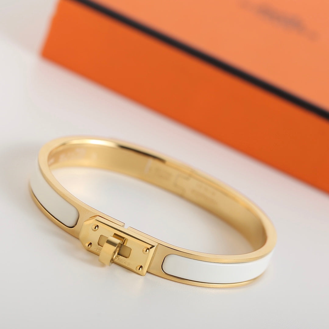 [VA]HM KELLY WHITE BRACELET