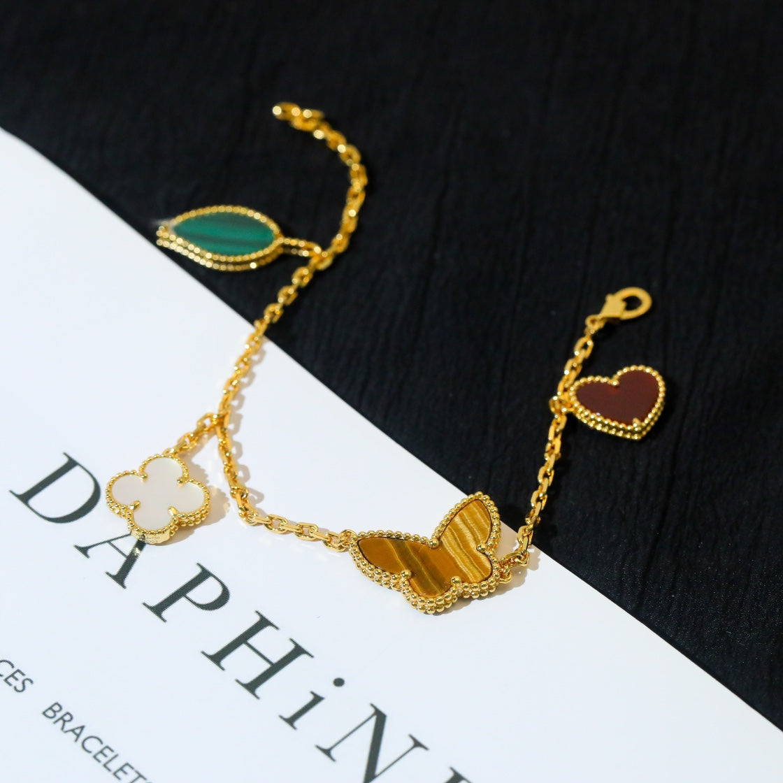 [VA]LUCKY SPRING 5 MOTIF GOLD BRACELET