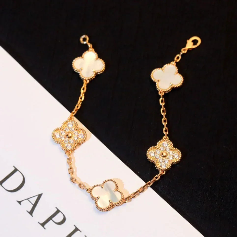[VA]LUCKY CLOVER 5-MOTIF BRACELET - WHITE MOTHER-OF-PEARL COLLECTION
