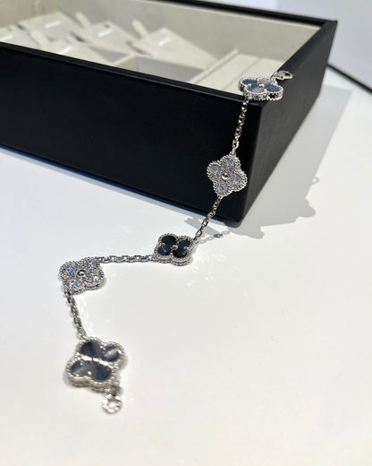 [VA]LUCKY CLOVER 5-MOTIF BRACELET - LASER COLLECTION