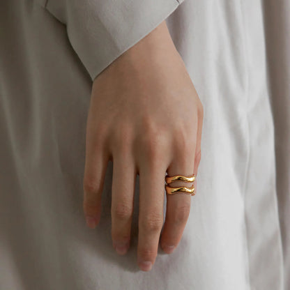 [VA]Lunaria Gold Wave Ring