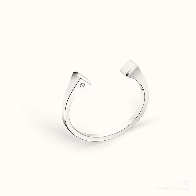 [VA]CLOU DE FORGE QUADRATISCHE KEGELNIETEN OFFENER ARMBANDREIF EINHEITSGRÖSSE