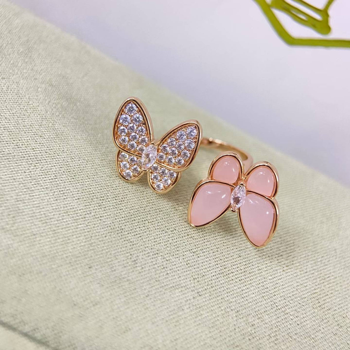 [VA] ツインバタフライ・ニューダイヤモンド＆ピンクバタフライリング