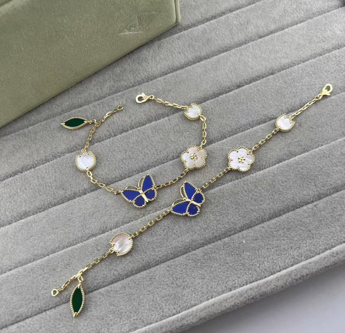 [VA ]LUCKY SPRING GOLD BLUESTONE WHITE MOTHER-OF-PEARL BRACELET